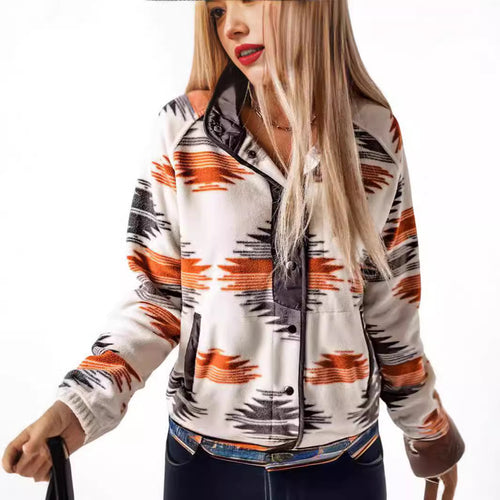 Ladies comfortable fleece jacket with trendy pattern and practical pockets Amarae