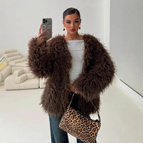 Ladies Luxurious Faux Fur Gilet with a Trendy Cut and a Chic Oversized Design