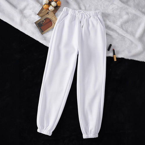 Women comfortable sports pants with elastic waistband and casual fit Chic & Stil