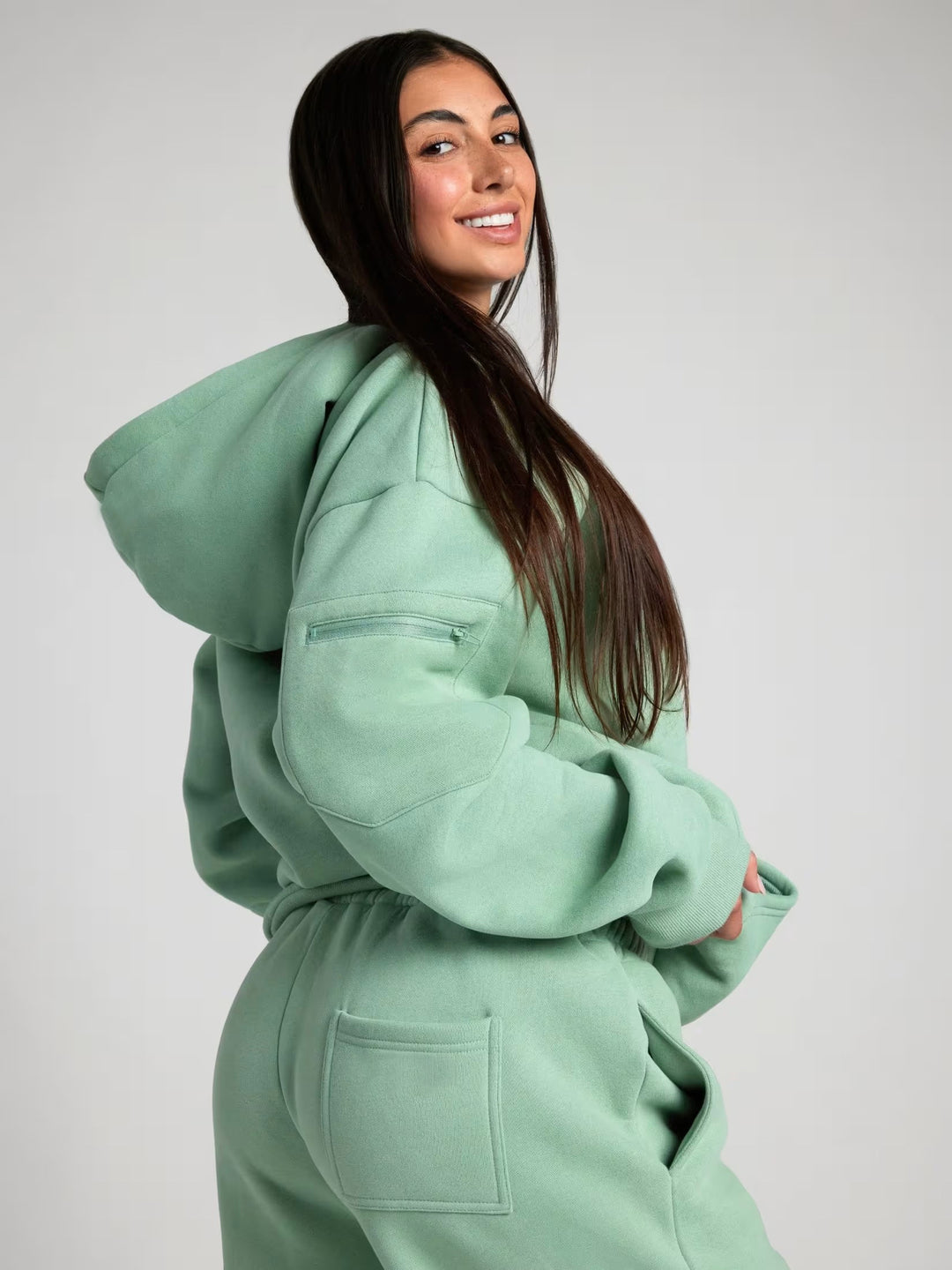 Ladies comfortable hoodie with integrated sleep mask Chic & Stil