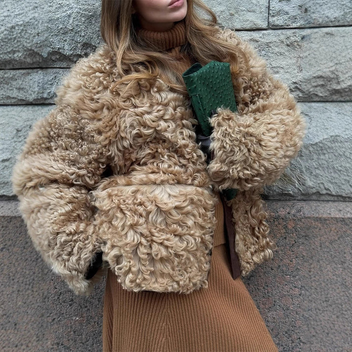 Women's short jacket made of curly teddy faux fur with oversized cut Amarae