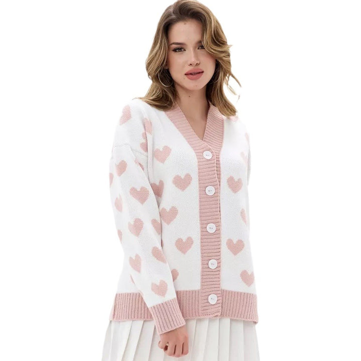Cardigan pour femmes avec motif en cœurs et détails de boutons Chic & Stil