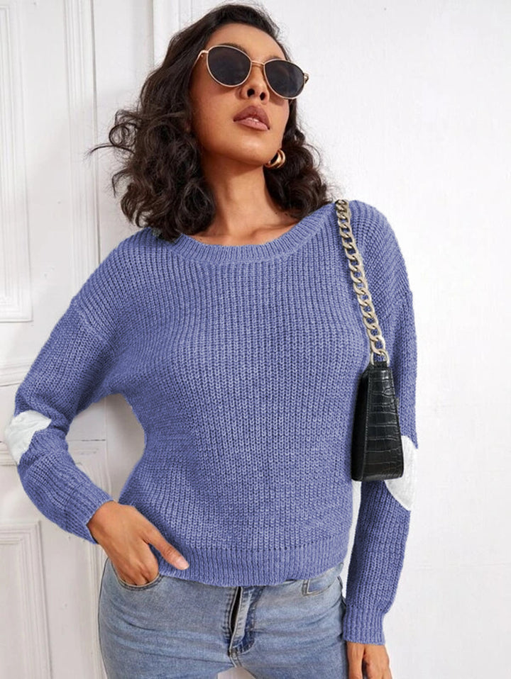 Trendy knitted sweater for women with contrasting sleeve accents Lune London