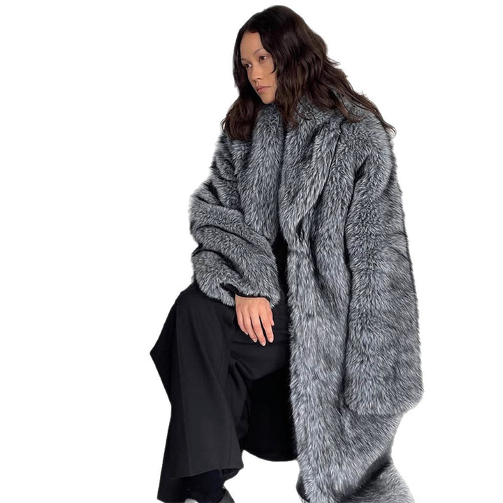 Women Oversize longer Faux Fur Coat with voluminous sleeves Amarae