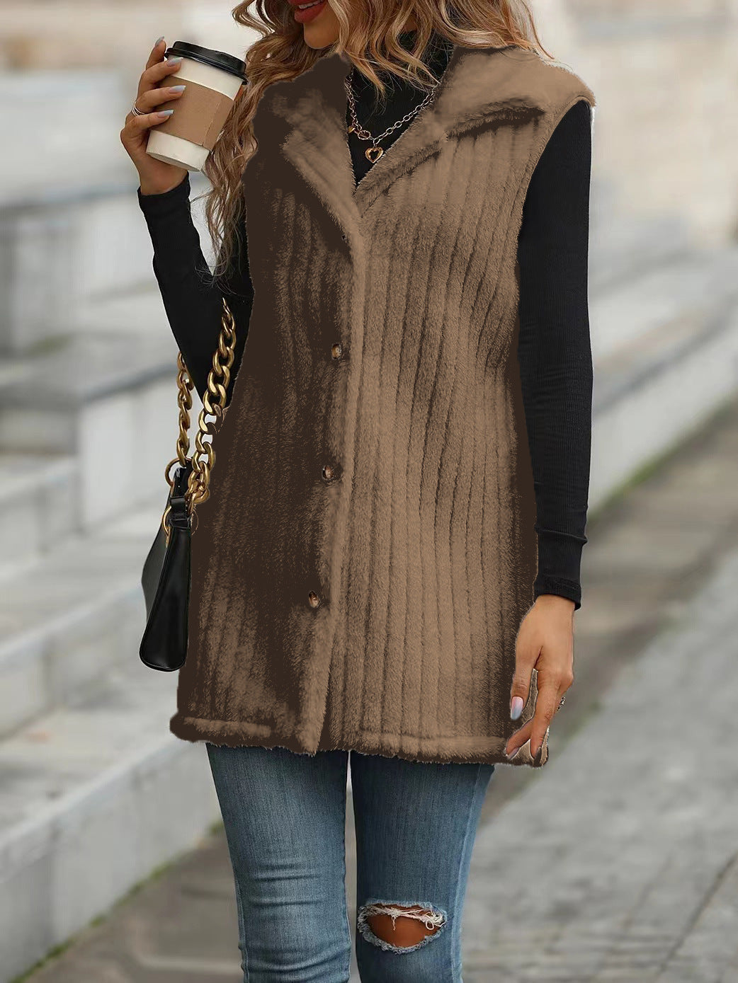 Knitted vest for women with a velvety surface and modern button details Lune London