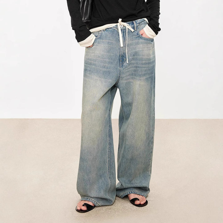Jeans modernes, larges pour femmes avec taille haute Chic & Stil