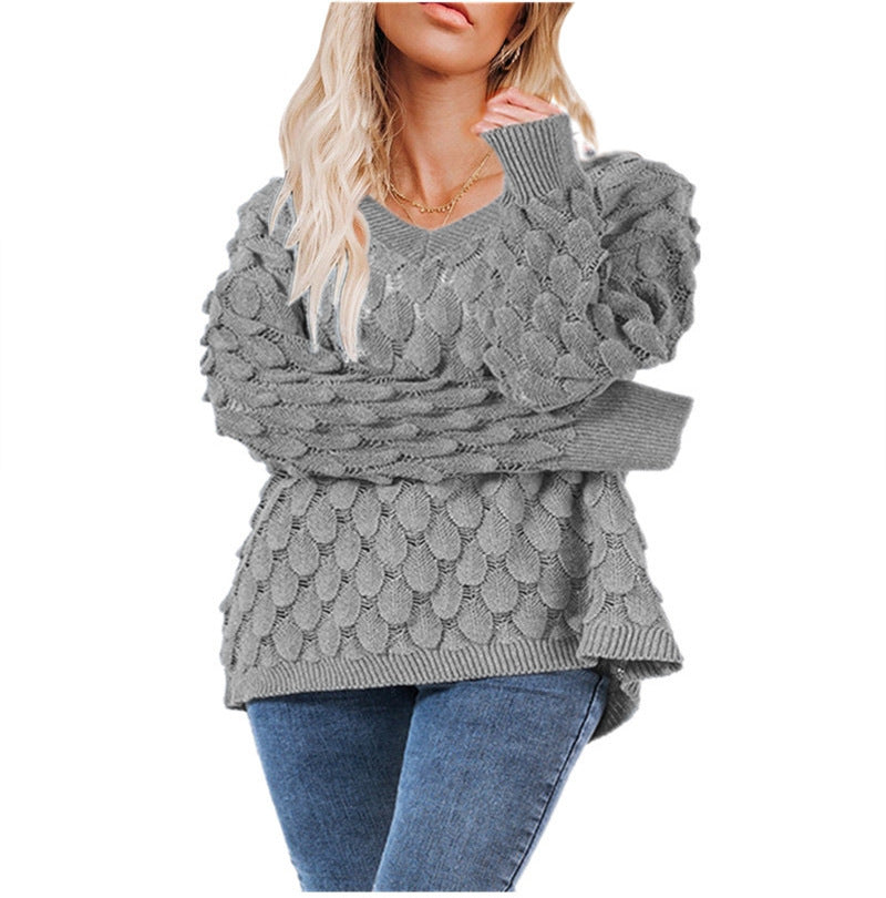 Women's sweater with texture and V-neck Lune London