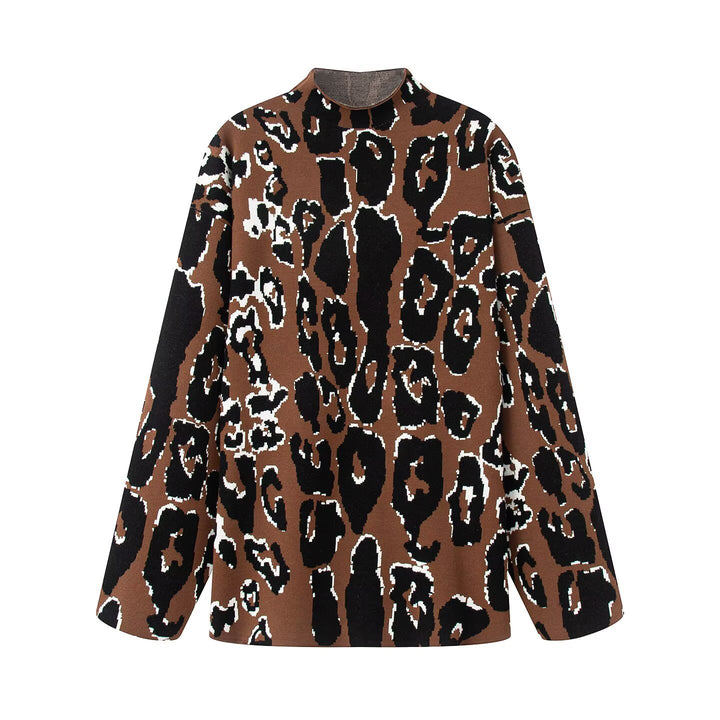 Women Oversized sweater with animal pattern and high collar Lune London