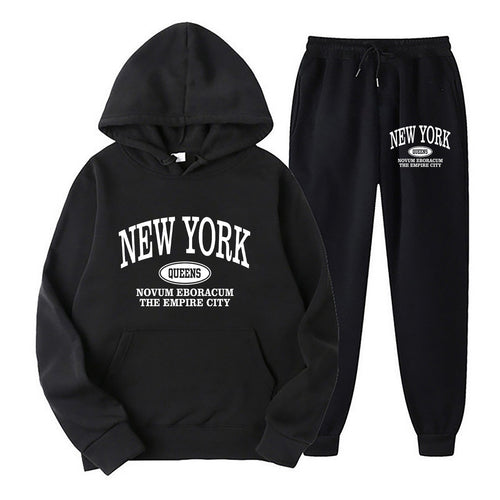 Women's Sporty Hooded Set with Large New York Print Chic & Stil