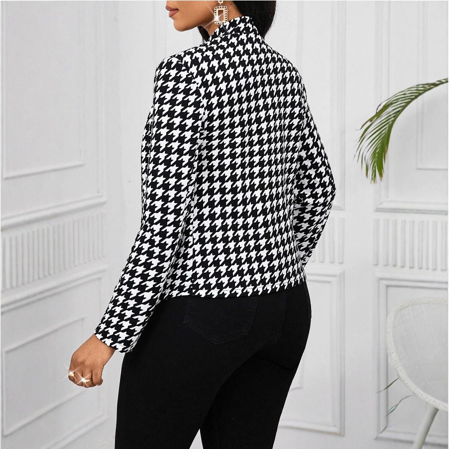 Ladies elegant blazer jacket with houndstooth pattern and tailored fit Lune London