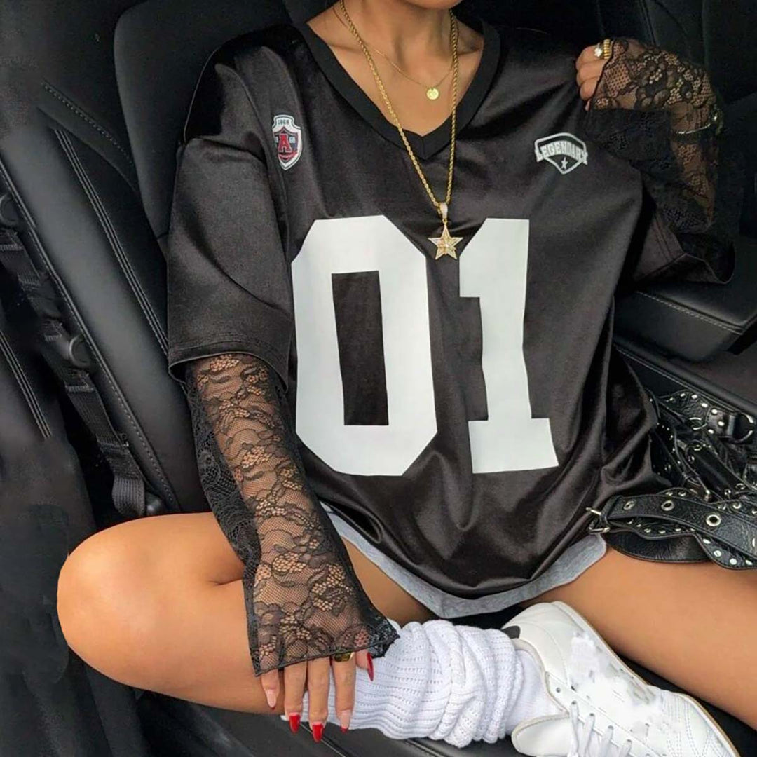 Lune London oversized t-shirt for women Streetstyle with lace sleeves