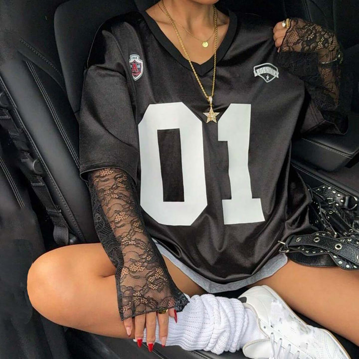 Lune London oversized t-shirt for women Streetstyle with lace sleeves
