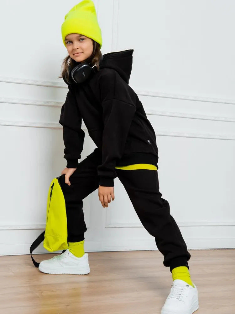 Ladies Sports Leisure Outfit with high comfort and chic and stylish accents