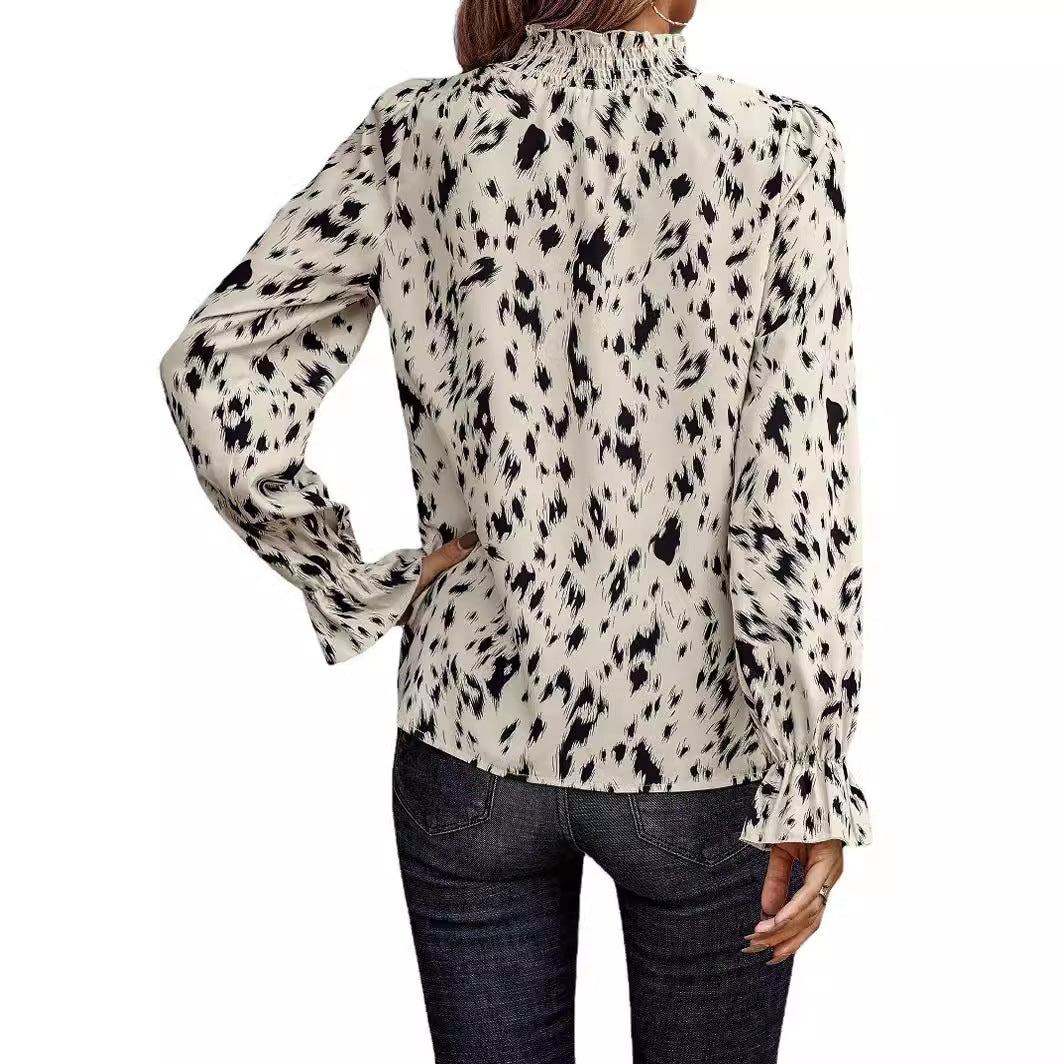 Women's blouse with ruffle collar and animal print Lune London