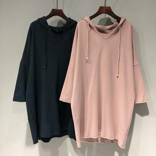 Women's hoodie dress with generous cut and hood Amarae