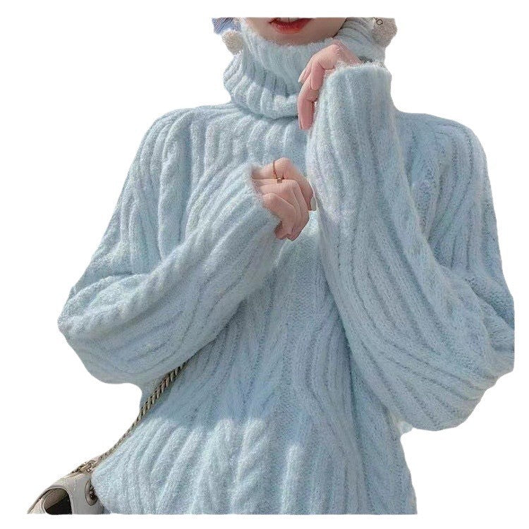 Chunky knit sweater for women with a high collar and soft material Lune London