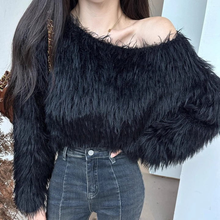 Ladies boucle wool sweater with off-the-shoulder and long sleeves Lune London
