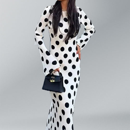 Robe maxi femme avec un motif à pois à la mode et des manches évasées Chic & Stil