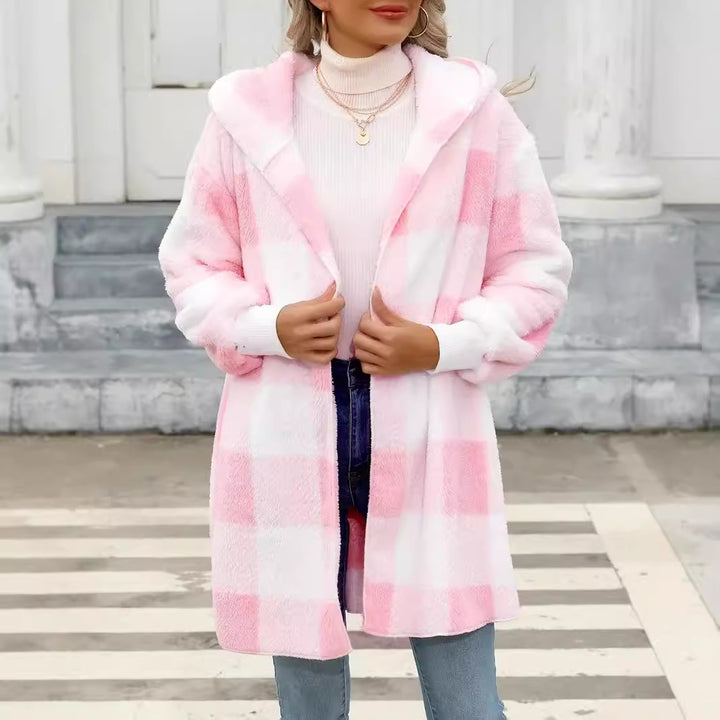 Ladies Cozy Wool Blazer with Plaid Pattern Lune London