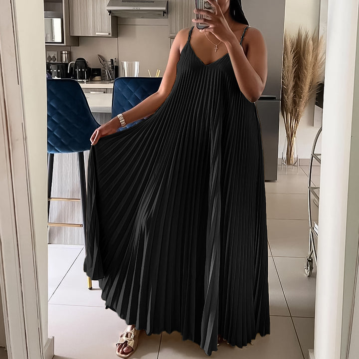 Maxi dress for women with pleated design and spaghetti straps Lune London