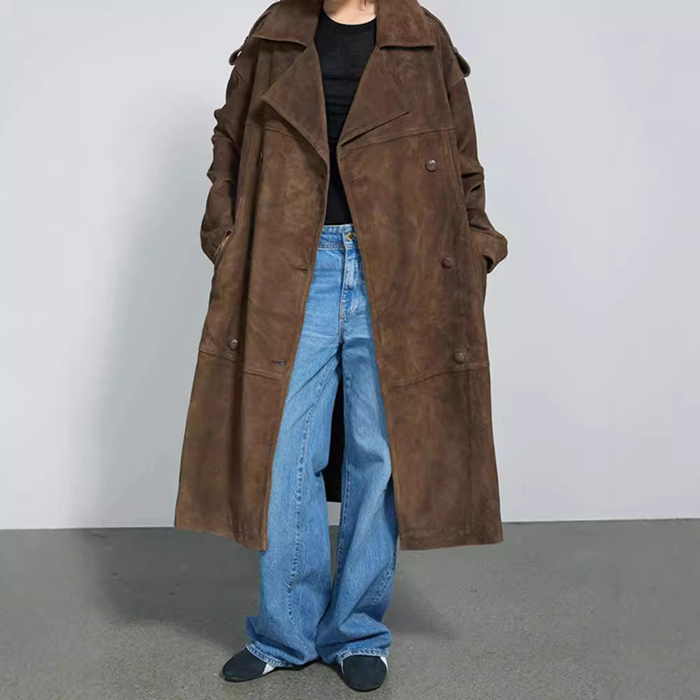 Ladies elegant suede trench coat with generous cut Lune London
