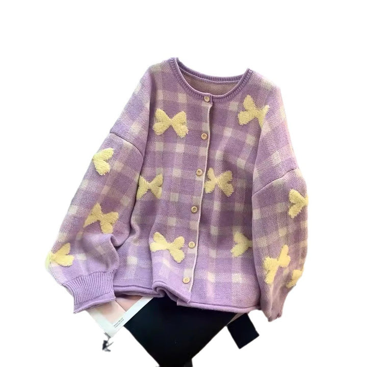 Cardigan surdimensionné pour femmes avec motif à carreaux et appliqués en forme de cœur Chic & Stil