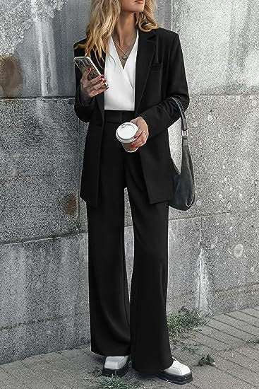 Chic and Stylish Elegant Set for Women with Wide Trousers and Modern Blazer