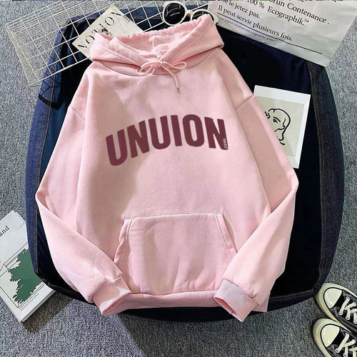 Women's hoodie with modern lettering Chic & Stil 1772612799