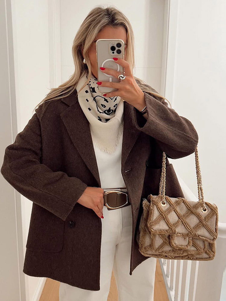 Women's Boxy Wool Blend Cocoon Jacket with Double-Breasted Button Placket and Wide Lapels Amarae