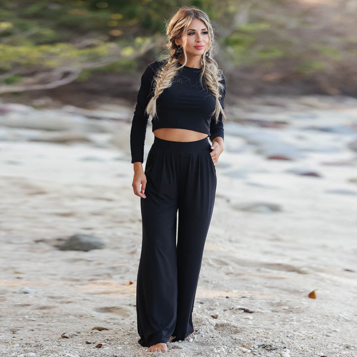 Women's Casual Wide Leg Jumpsuit with Long Sleeves and Convenient Pockets Lune London