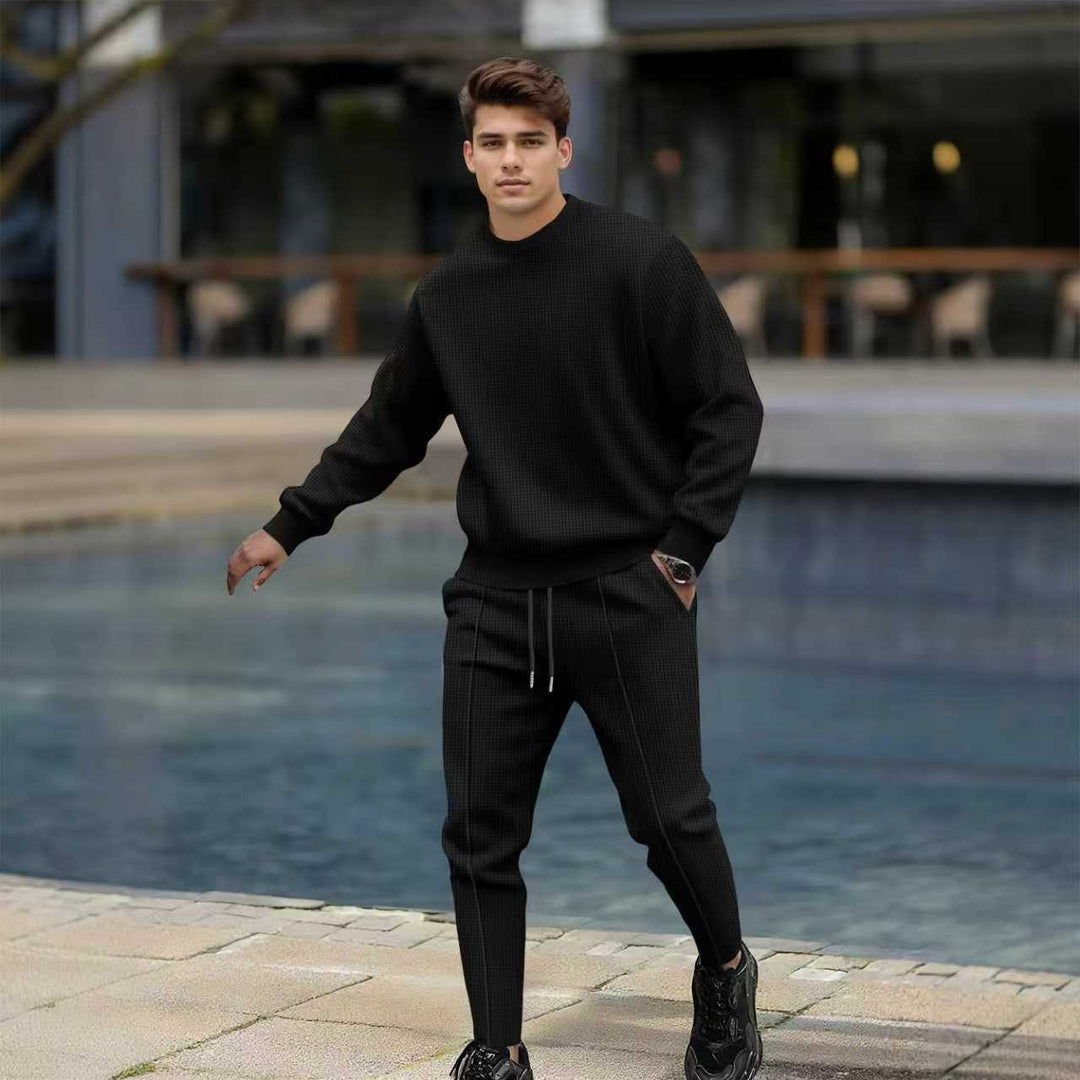 Casual knit sweater and jogger set for men Lune London