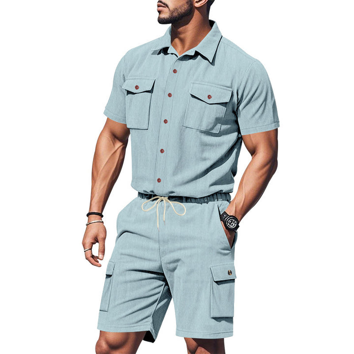 Casual men's short sleeve shirt with chic cargo shorts set