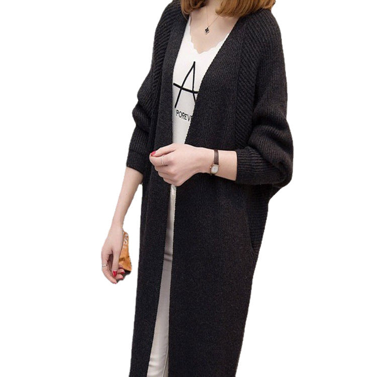 Cardigan décontracté pour femmes avec un décolleté en V profond et un design ample Chic & Stil