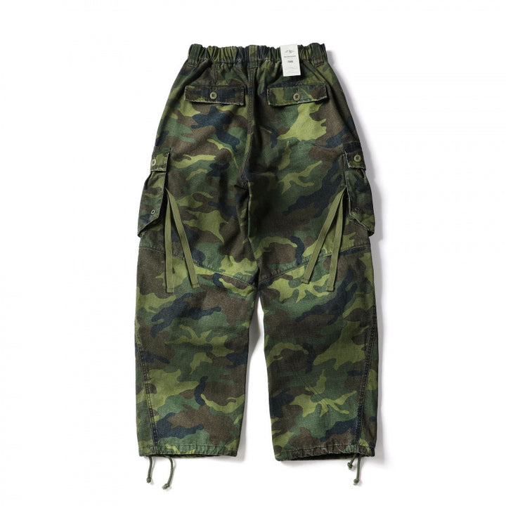 Unisex locker cut cargo pants with banana appliqué, large patch pockets and adjustable hem Amarae