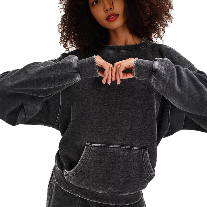 Oversized hoodie for women with kangaroo pocket and soft lining Lune London