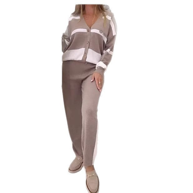 Ensemble de détente élégant pour femmes avec boutons sur le devant et détails rayés Chic & Stil