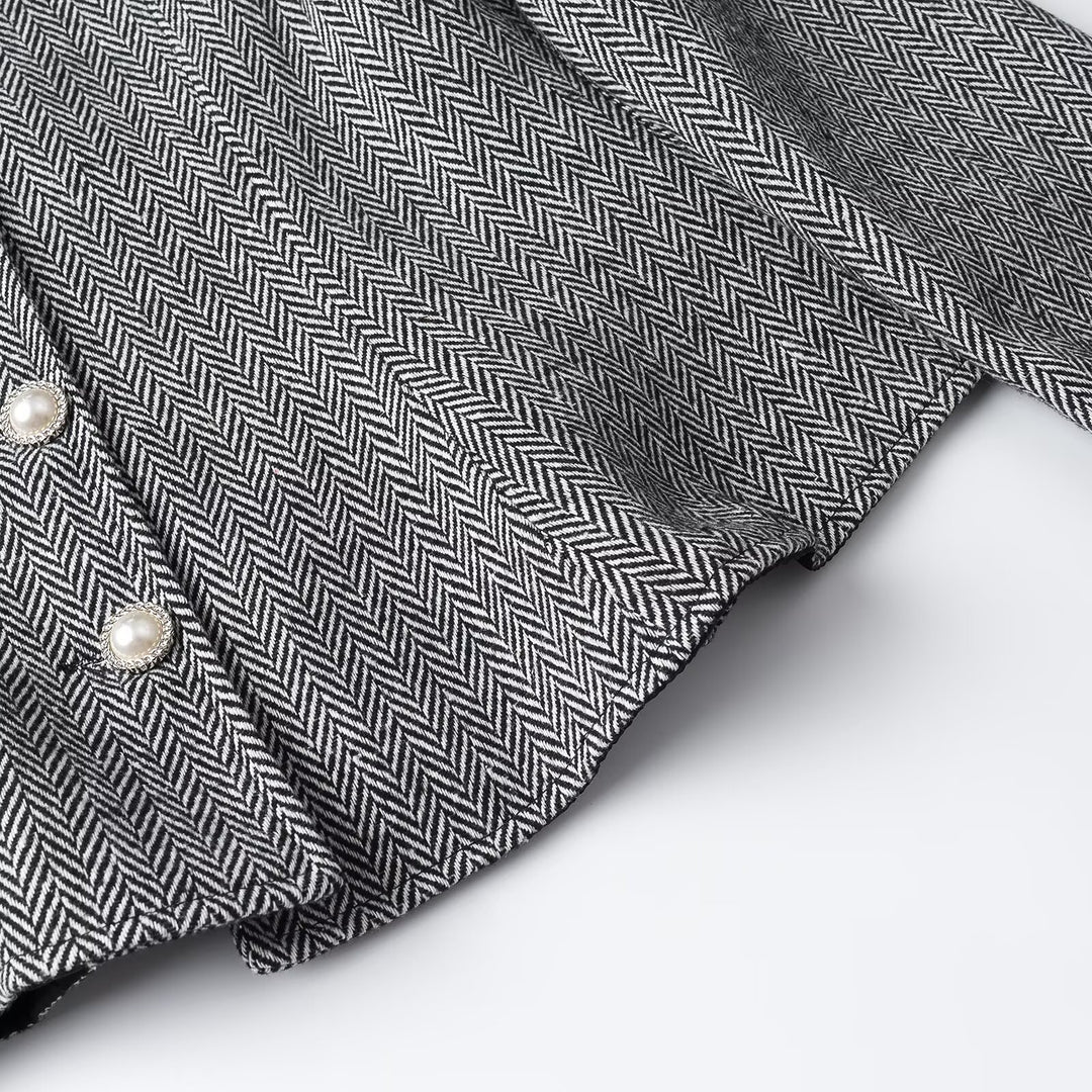 Women's short blazer with herringbone pattern, square neckline and decorative buttons Amarae