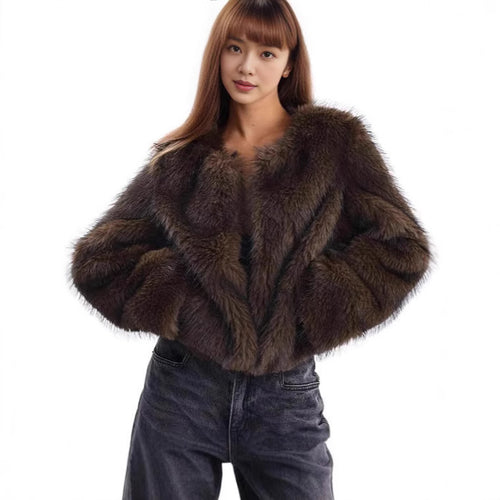 Ladies Plush Crop Jacket with Elegant Fur Trim Amarae