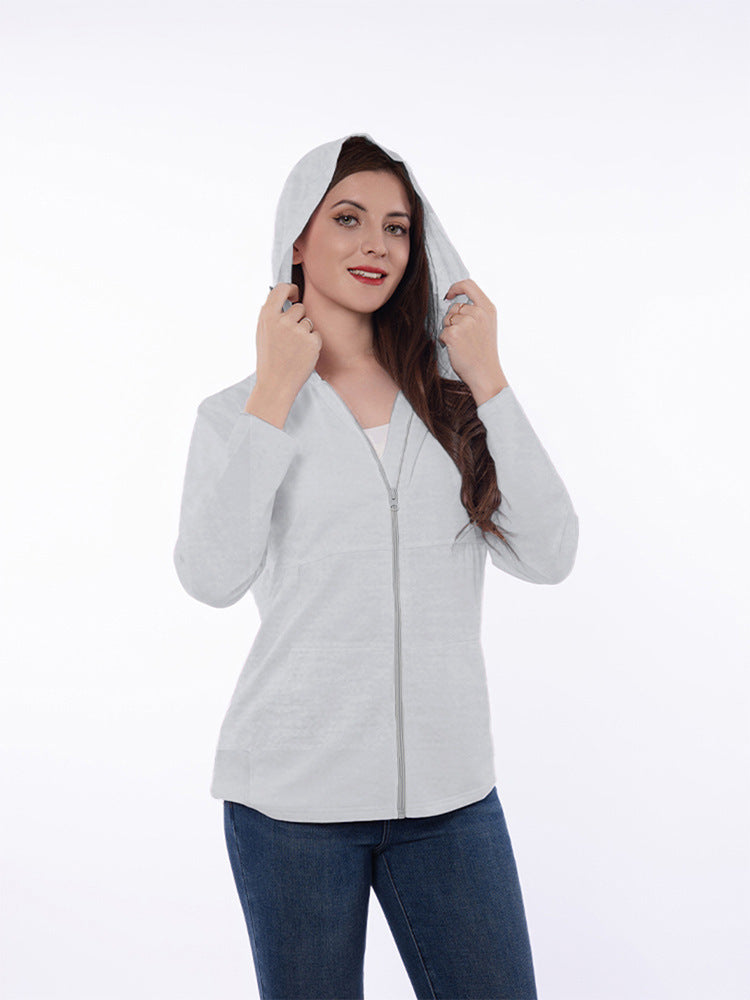 Casual zip-up hooded jacket for women with functional pockets and breathable fabric composition Lune London