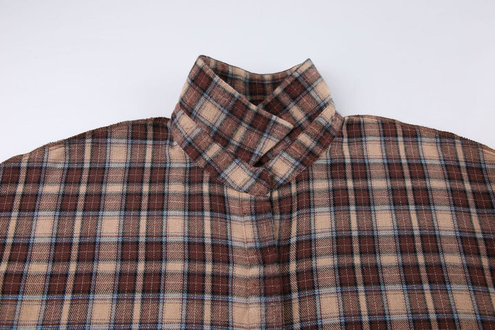Plaid flannel blouse for women with a stylish cut and comfortable sleeves Lune London