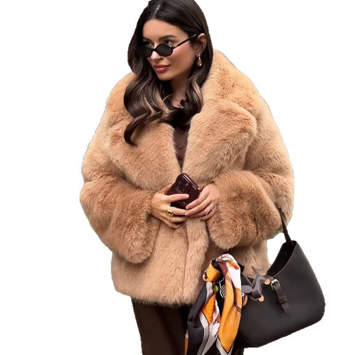 Ladies Fur Coat with Oversized Cut and Soft Lining Lune London