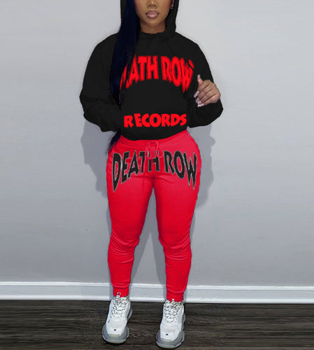 Sporty hoodie set for women and jogger pants with striking inscription Amarae
