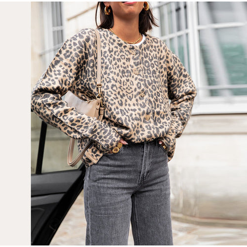 Trendy cardigan for women with animal print Amarae