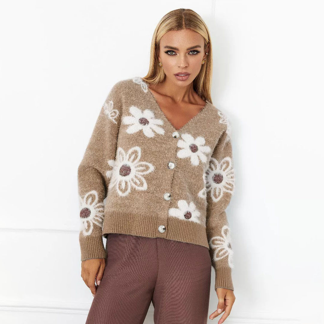Cardigan Femme Douillet avec Design Floral et Détails de Boutons Chic & Stil