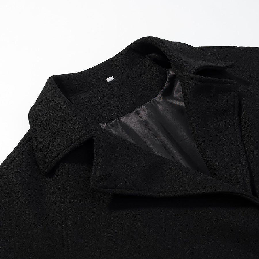 Manteau long élégant pour femmes avec revers classiques et patte de boutonnage double Chic & Stil
