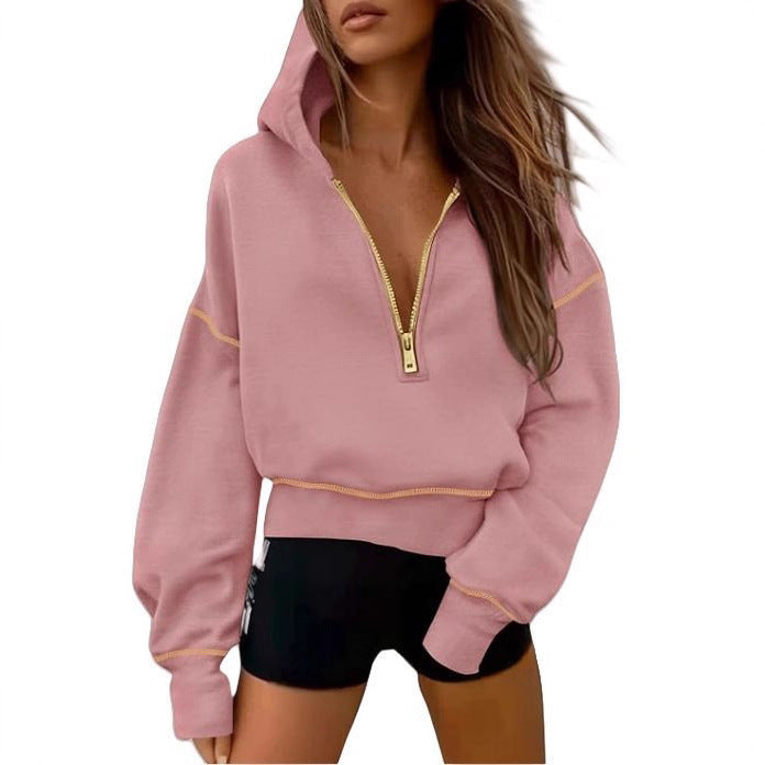 Casual hoodie for ladies with golden accents and high collar Lune London