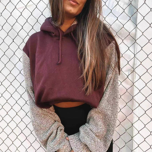 Sweat à capuche décontracté pour femmes avec des manches texturées Chic & Stil