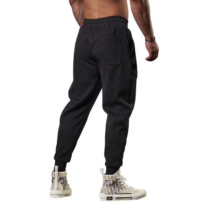 Men's sports pants with innovative fit Lune London