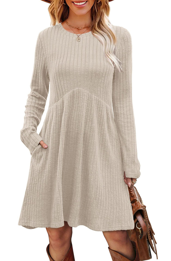 Casual maxi dress for women with ribbed design and pockets Lune London