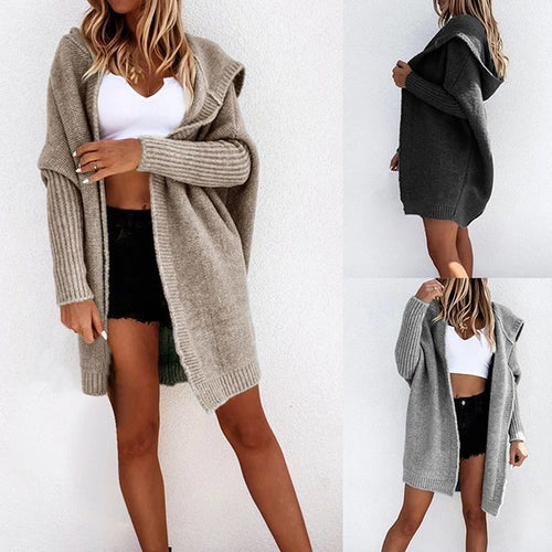 Women’s knitted poncho with hood and relaxed fit Amarae